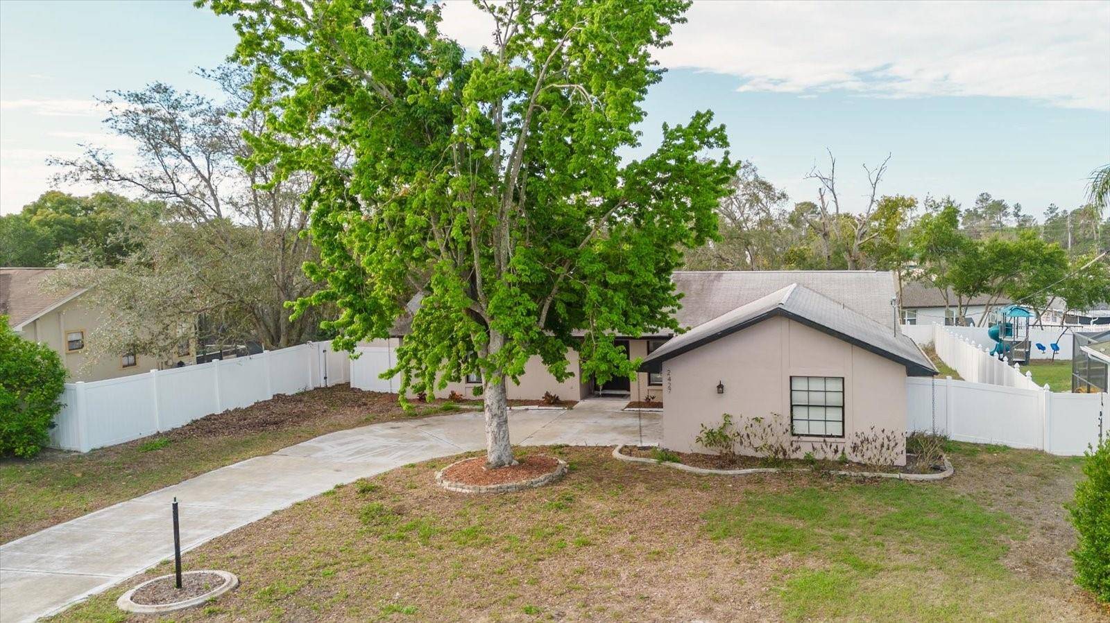 2427 COMERWOOD DR, Spring Hill, FL 34609