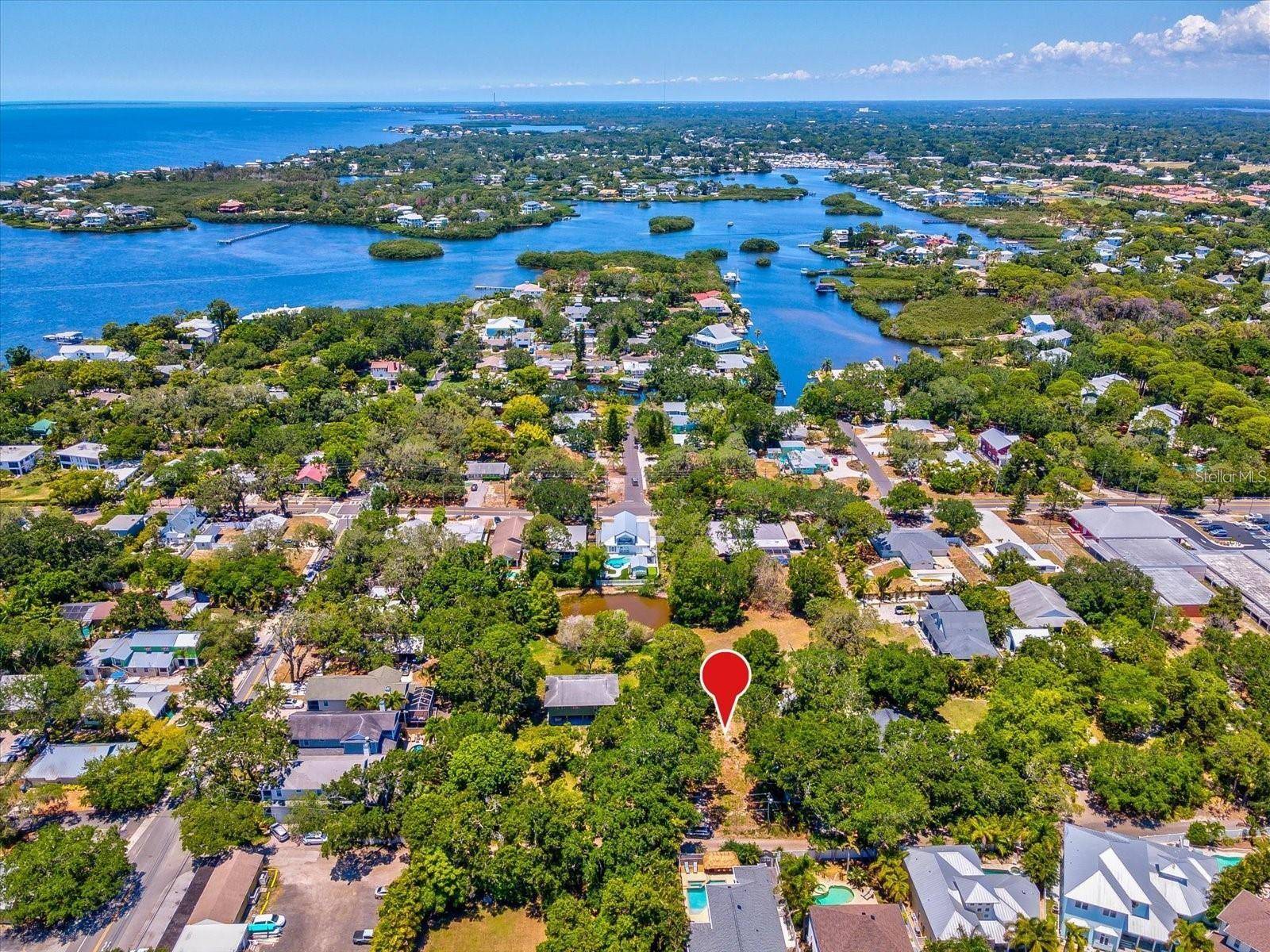 428 LEMON ST, Palm Harbor, FL 34683