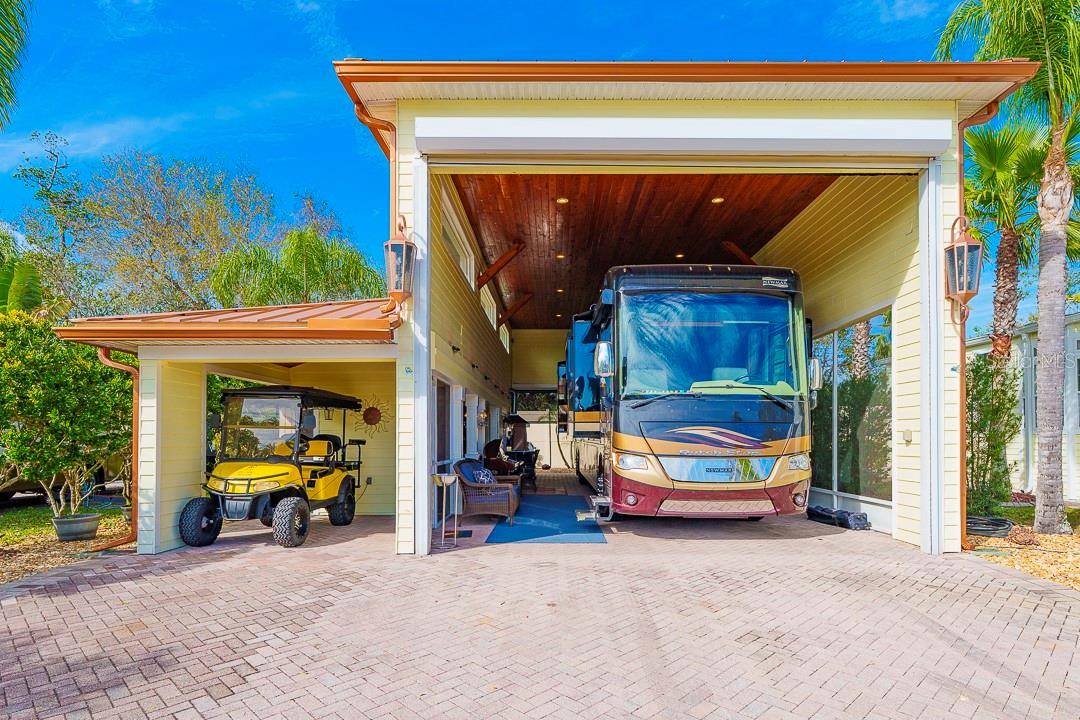 6841 AMANDA VISTA CIR, Land O Lakes, FL 34637