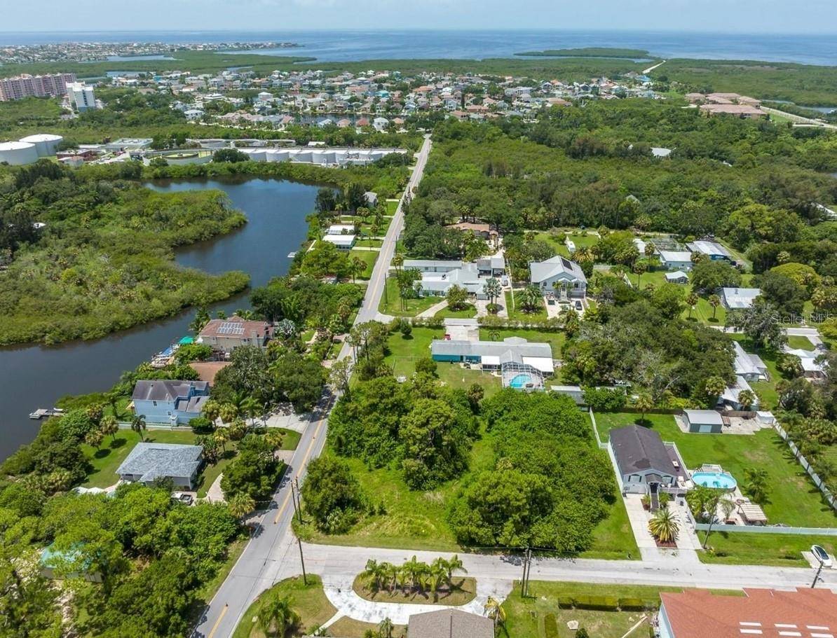 6307 OELSNER ST #11&12, New Port Richey, FL 34652