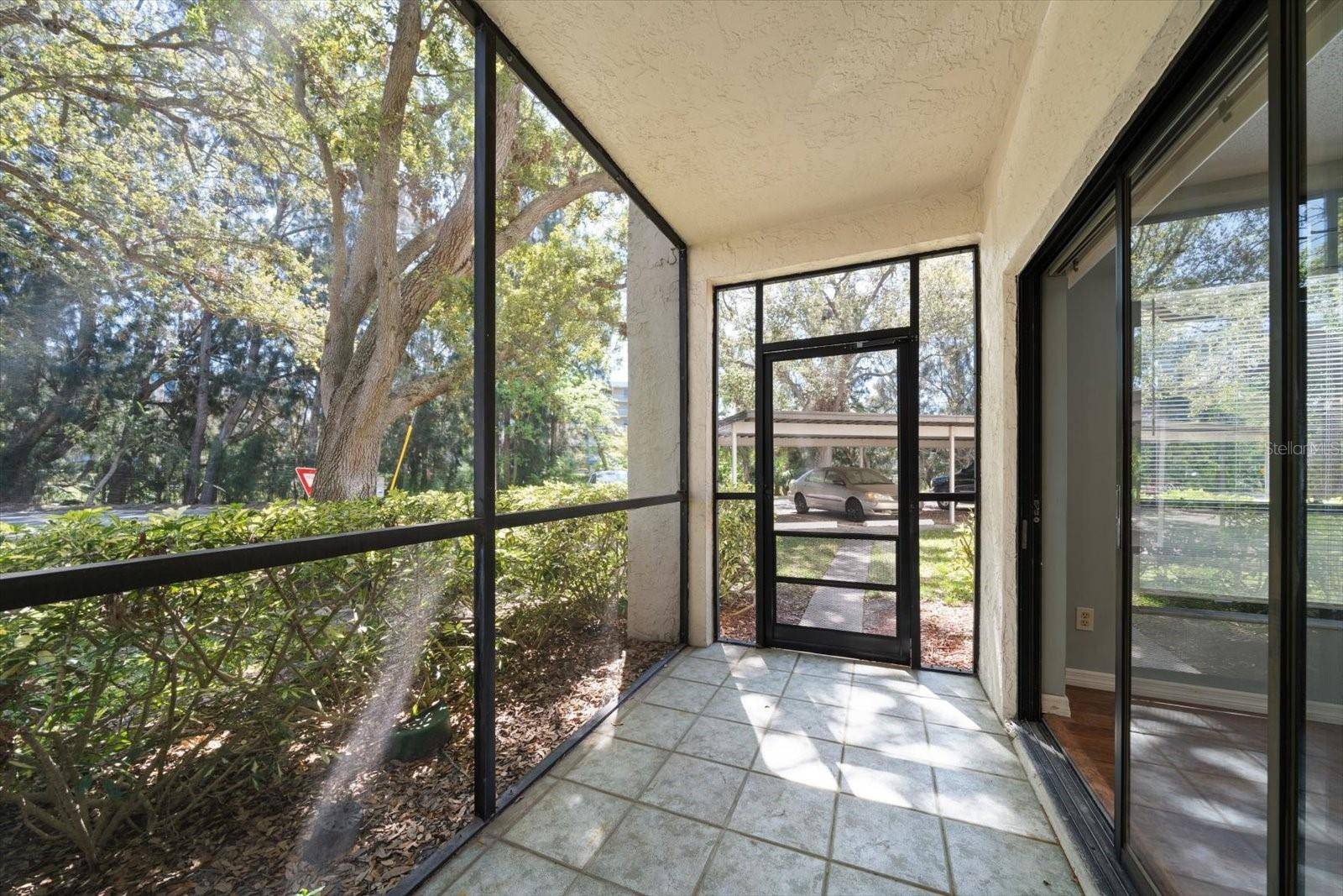 700 STARKEY RD #1111, Largo, FL 33771