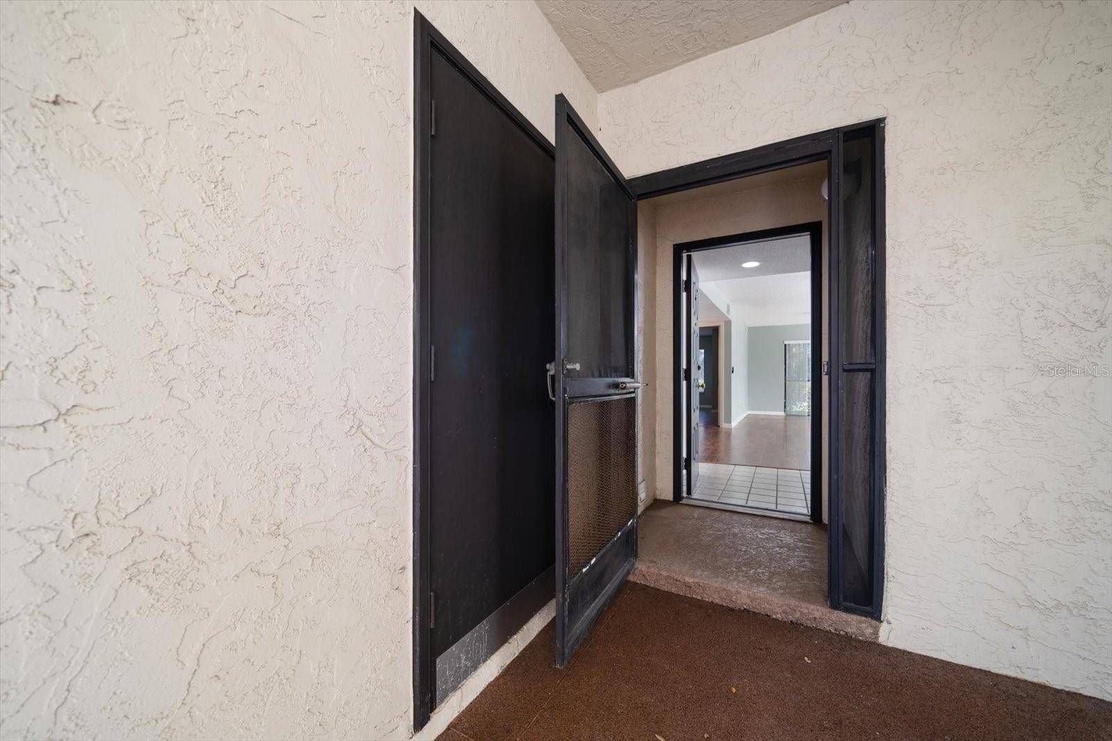 700 STARKEY RD #1111, Largo, FL 33771