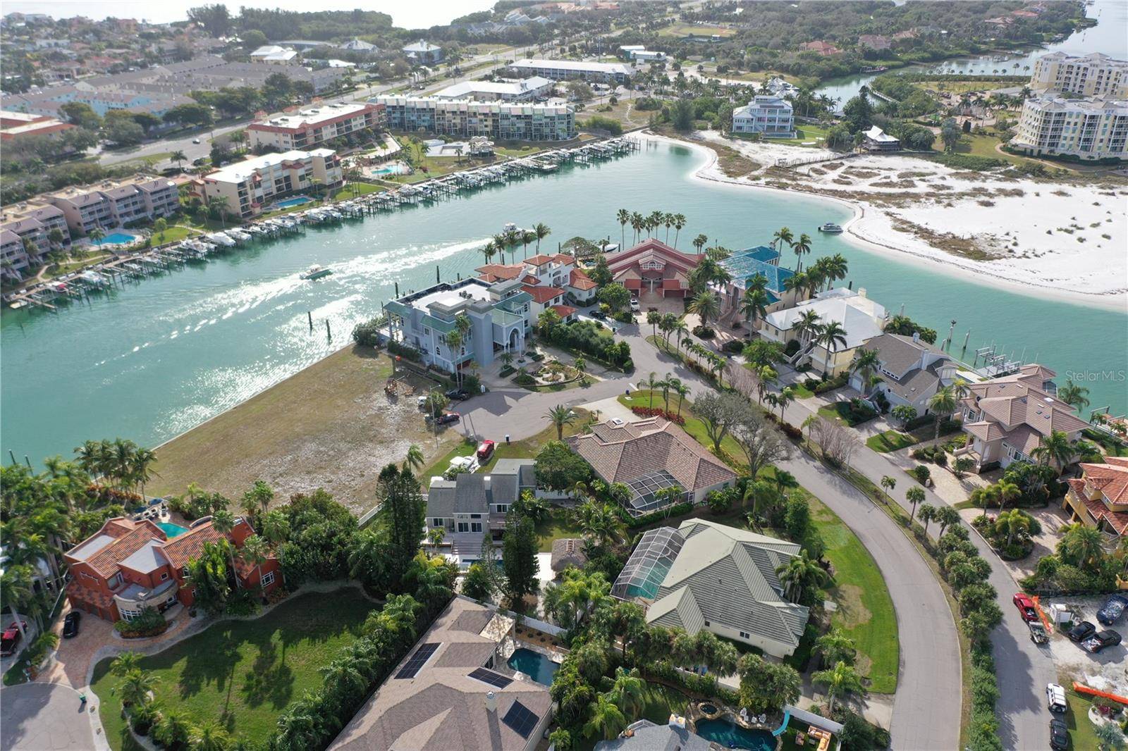 GALEON DR, Tierra Verde, FL 33715