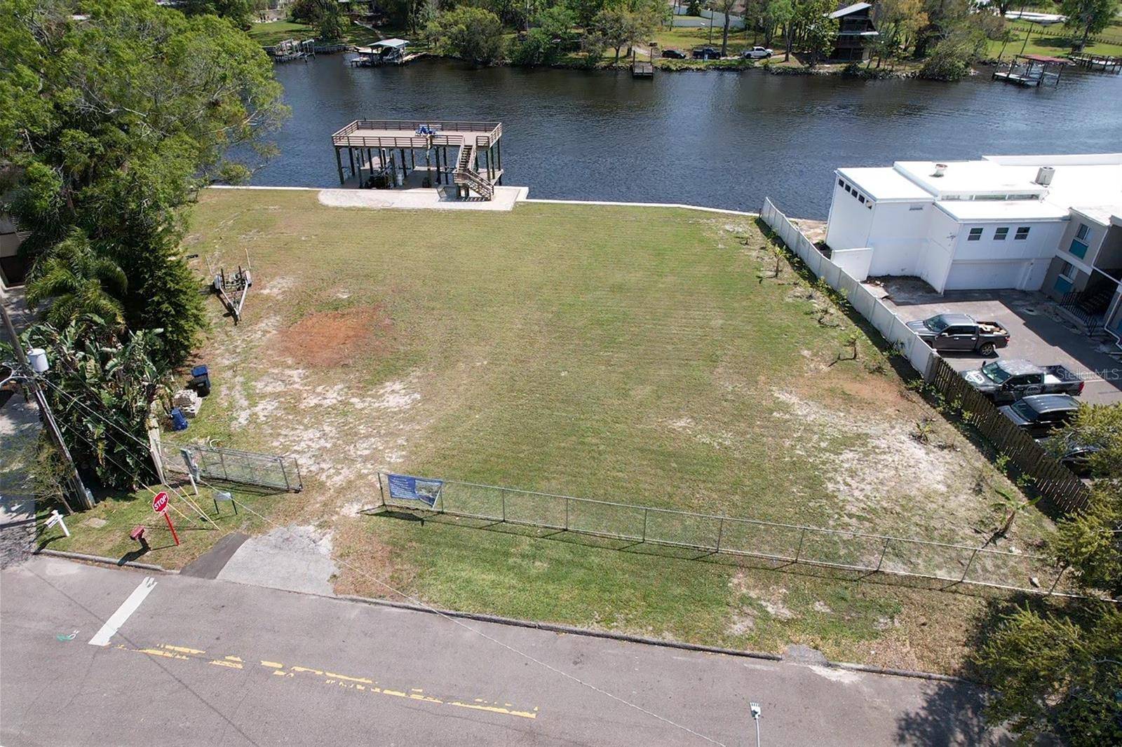 4033 N RIVER VIEW AVE, Tampa, FL 33607