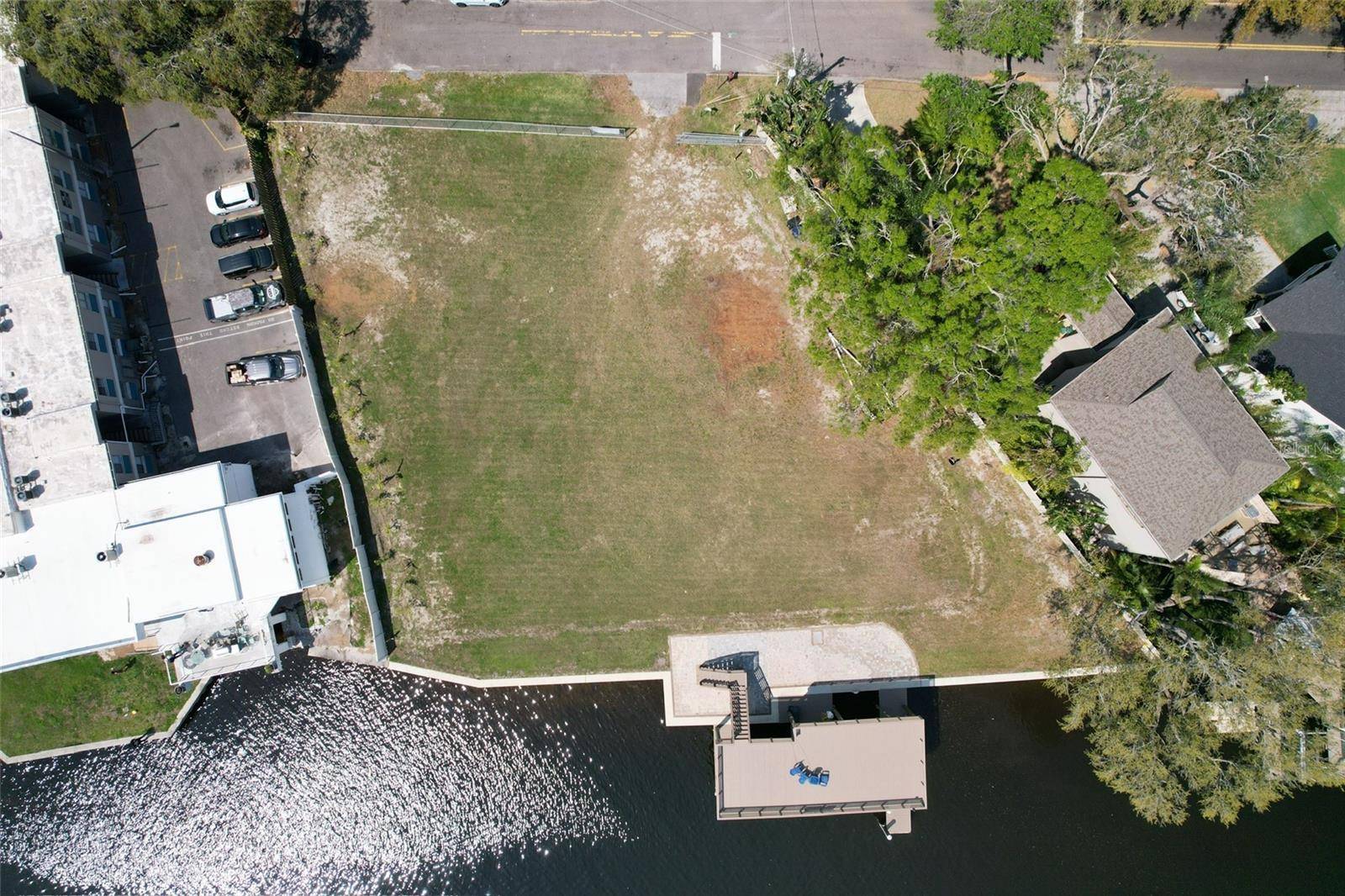 4033 N RIVER VIEW AVE, Tampa, FL 33607