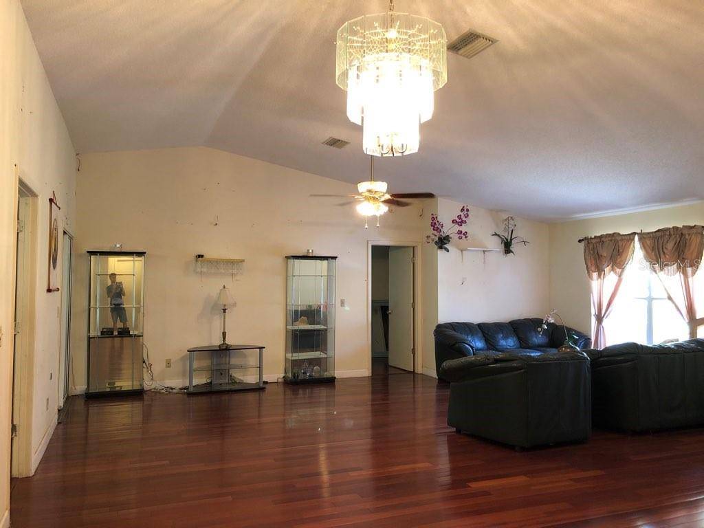 11716 CR 672 HWY, Riverview, FL 33579