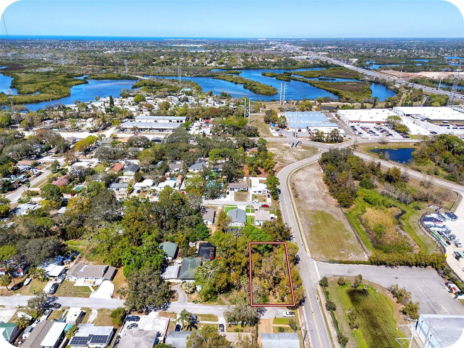 BOSTON ST, Tarpon Springs, FL 34689