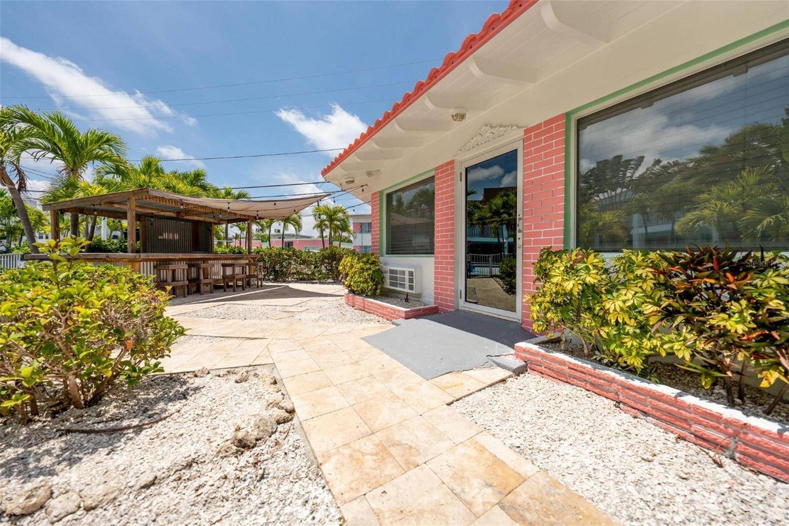 333 HAMDEN DR, Clearwater Beach, FL 33767