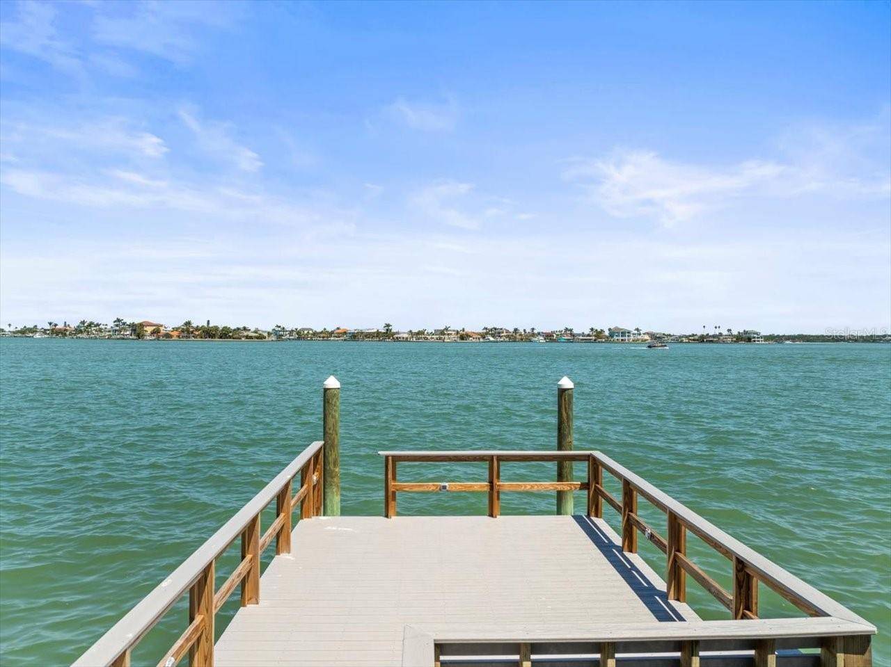 6 PARADISE LN, Treasure Island, FL 33706