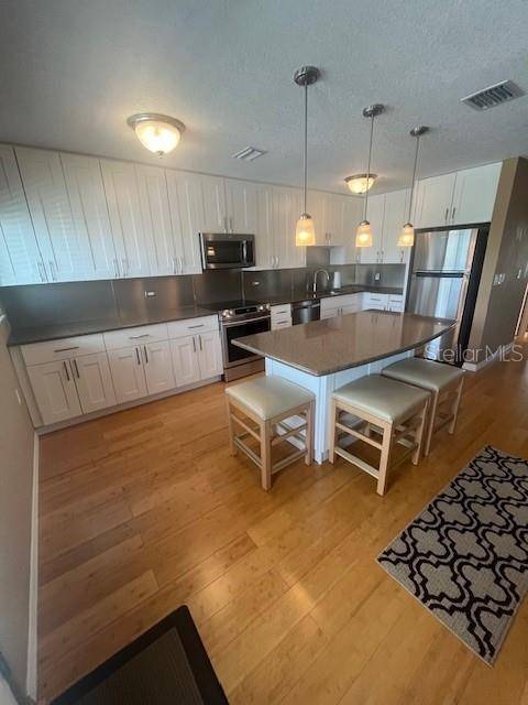 11200 86TH AVE #202, Seminole, FL 33772