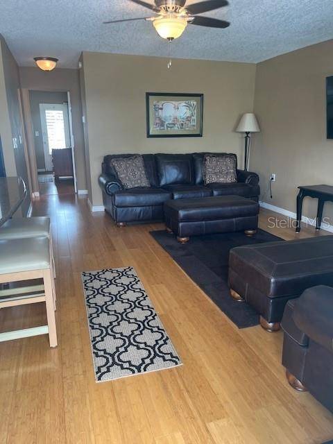 11200 86TH AVE #202, Seminole, FL 33772