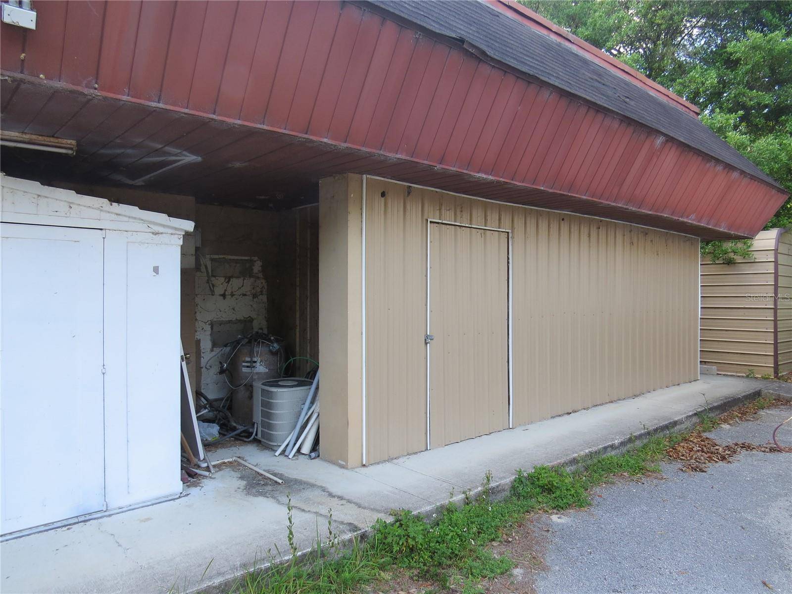 28380 FORBES ST, Nobleton, FL 34661