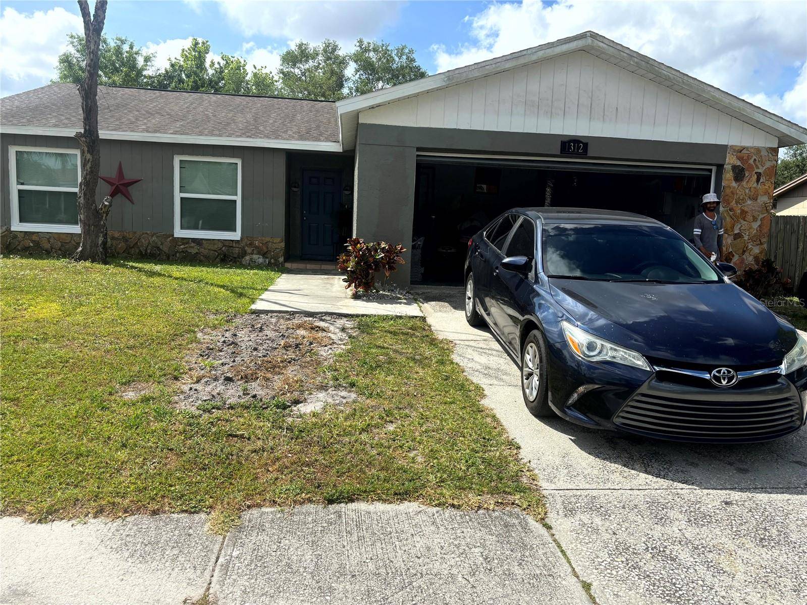 1312 FOXBORO DR., Brandon, FL 33511