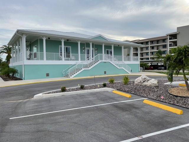 2042 N POINTE ALEXIS DR, Tarpon Springs, FL 34689
