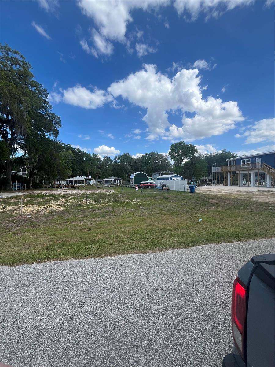 7206 BETHESDA CT, Weeki Wachee, FL 34607