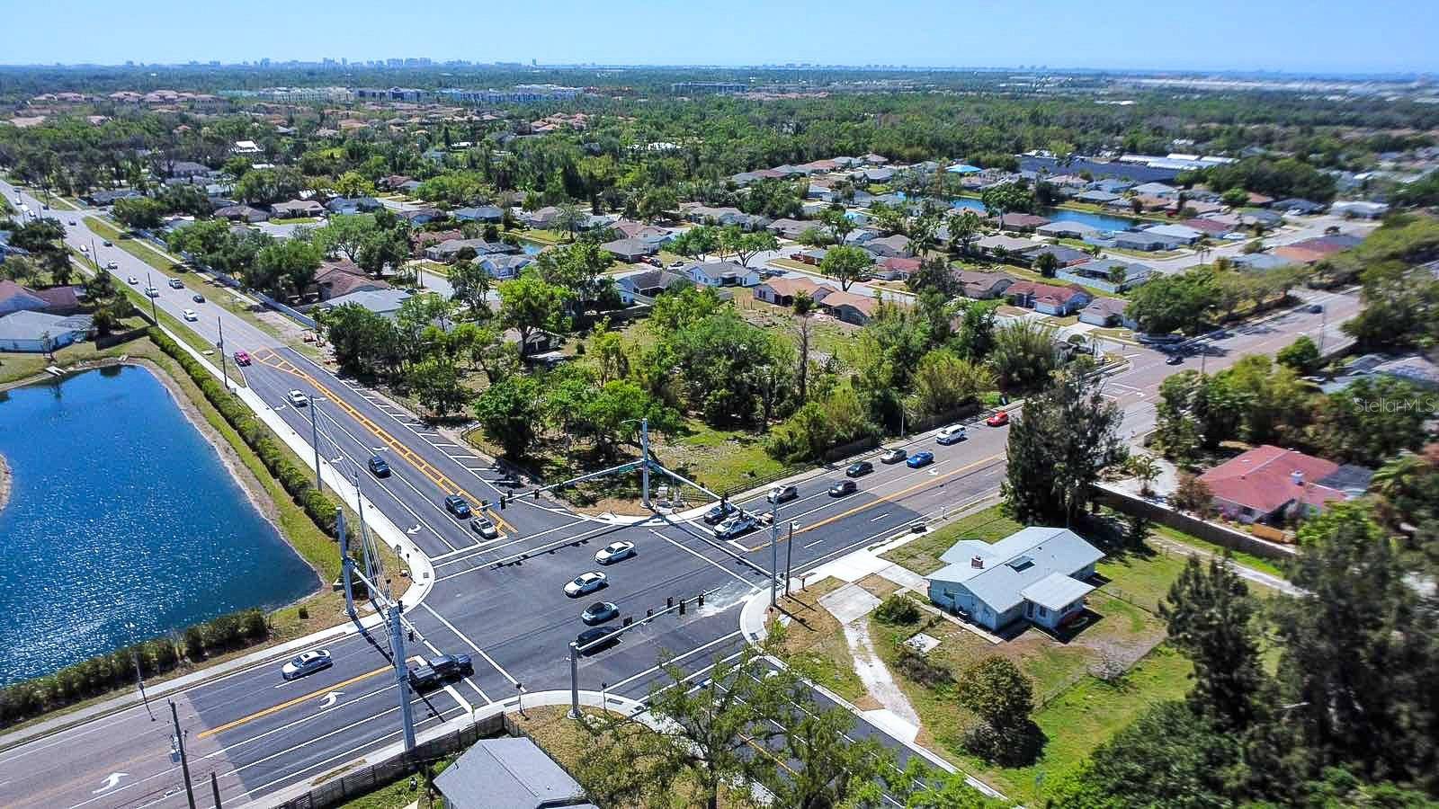 7720 TUTTLE AVE, Sarasota, FL 34243