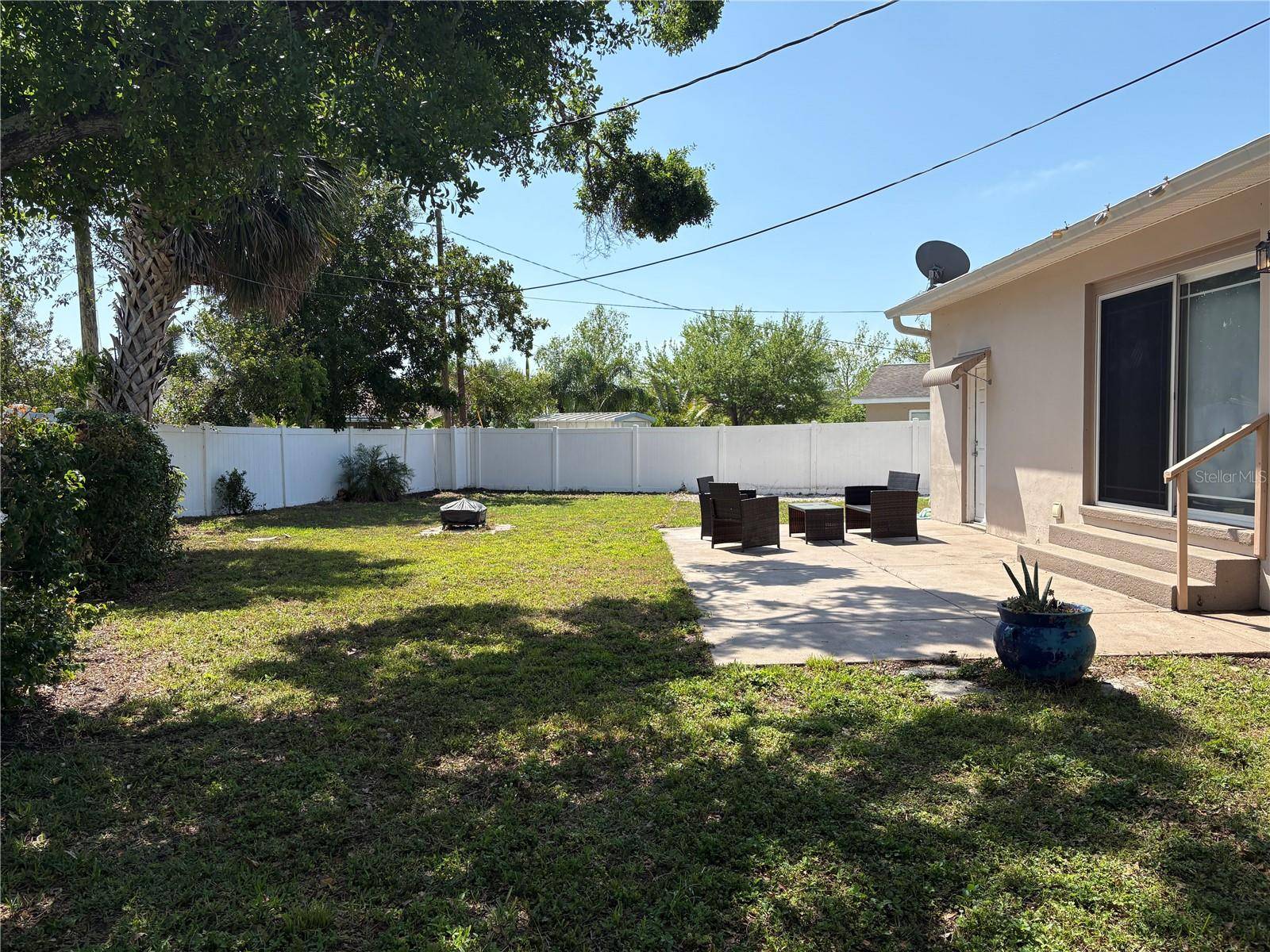 6221 13TH AVE N, St Petersburg, FL 33710