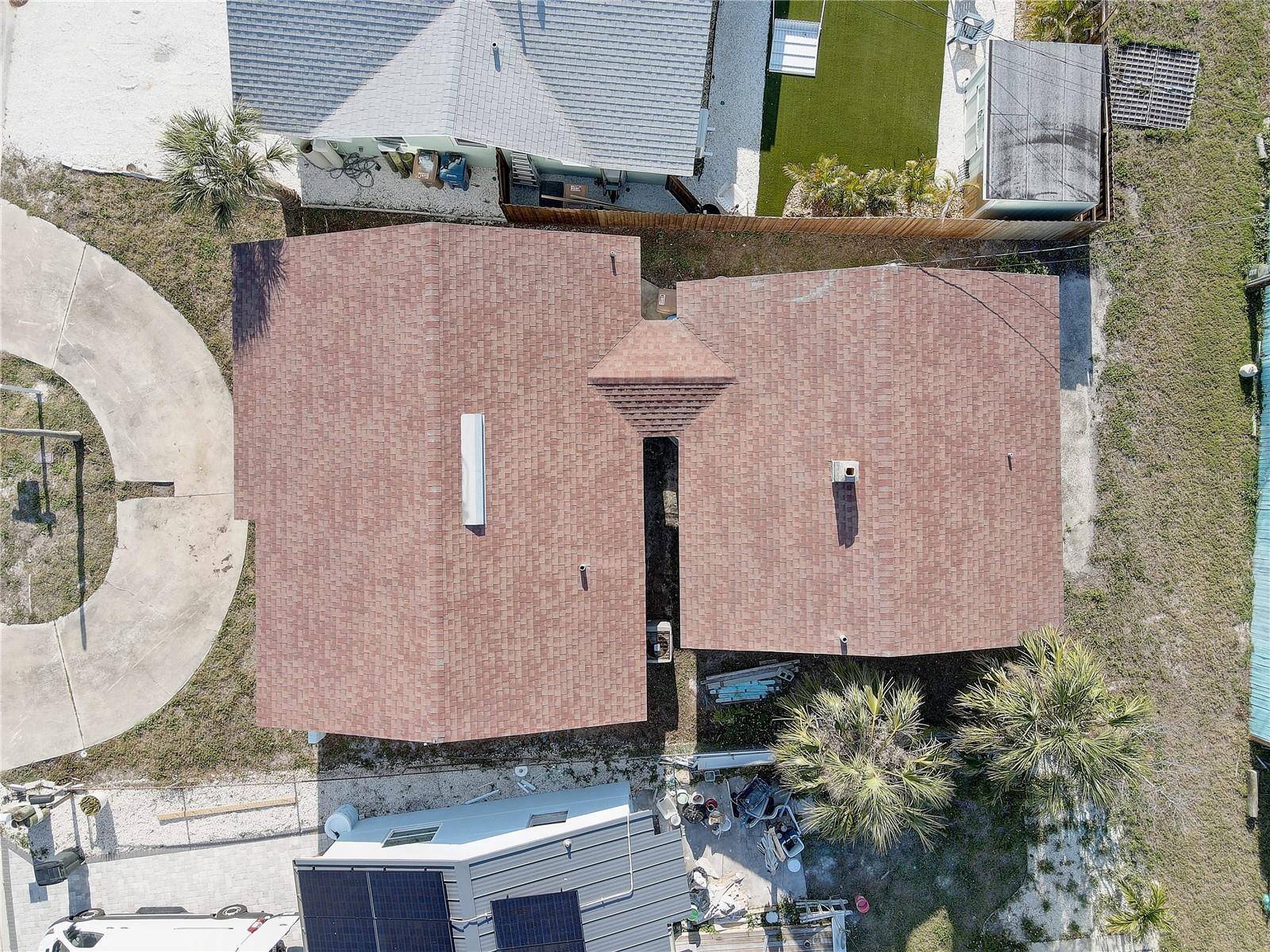 440 S BAYSHORE DR, Madeira Beach, FL 33708