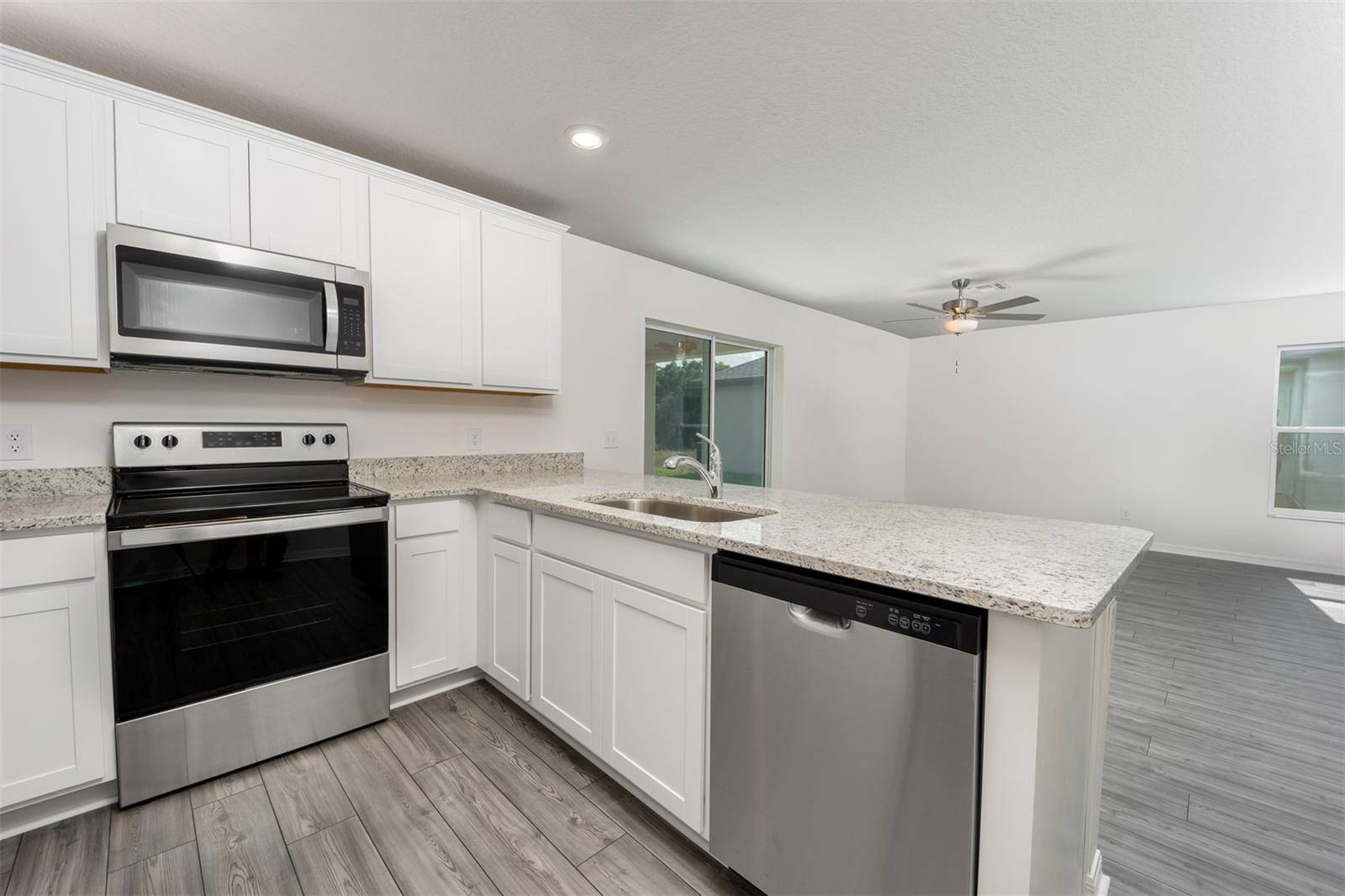 3208 SEVILLE ST, Lake Alfred, FL 33850