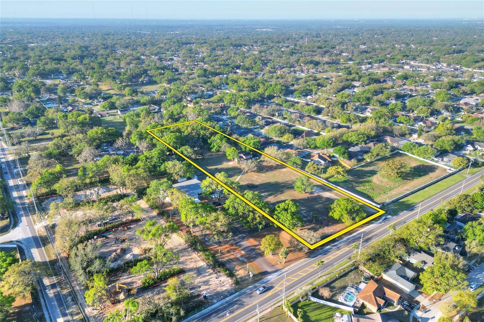 4207 E LUMSDEN RD, Valrico, FL 33594