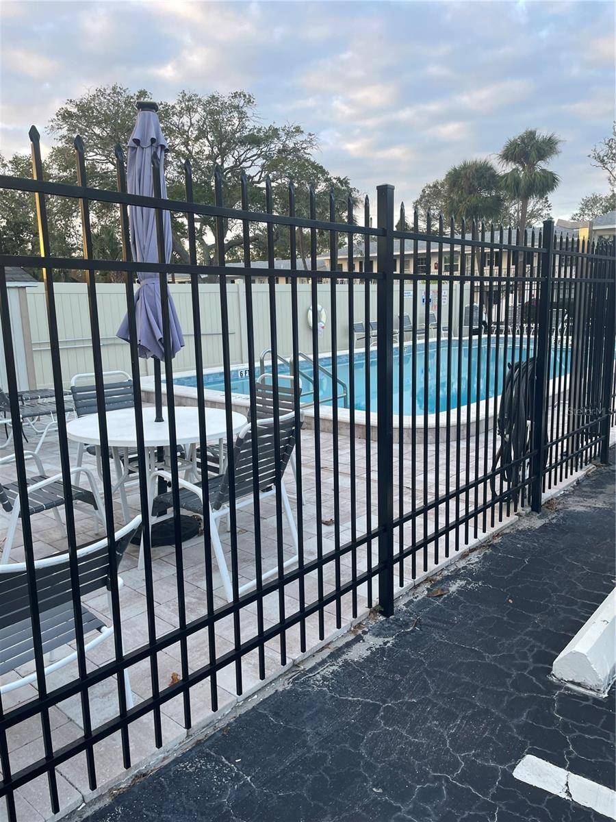 14531 WALSINGHAM RD #204, Largo, FL 33774
