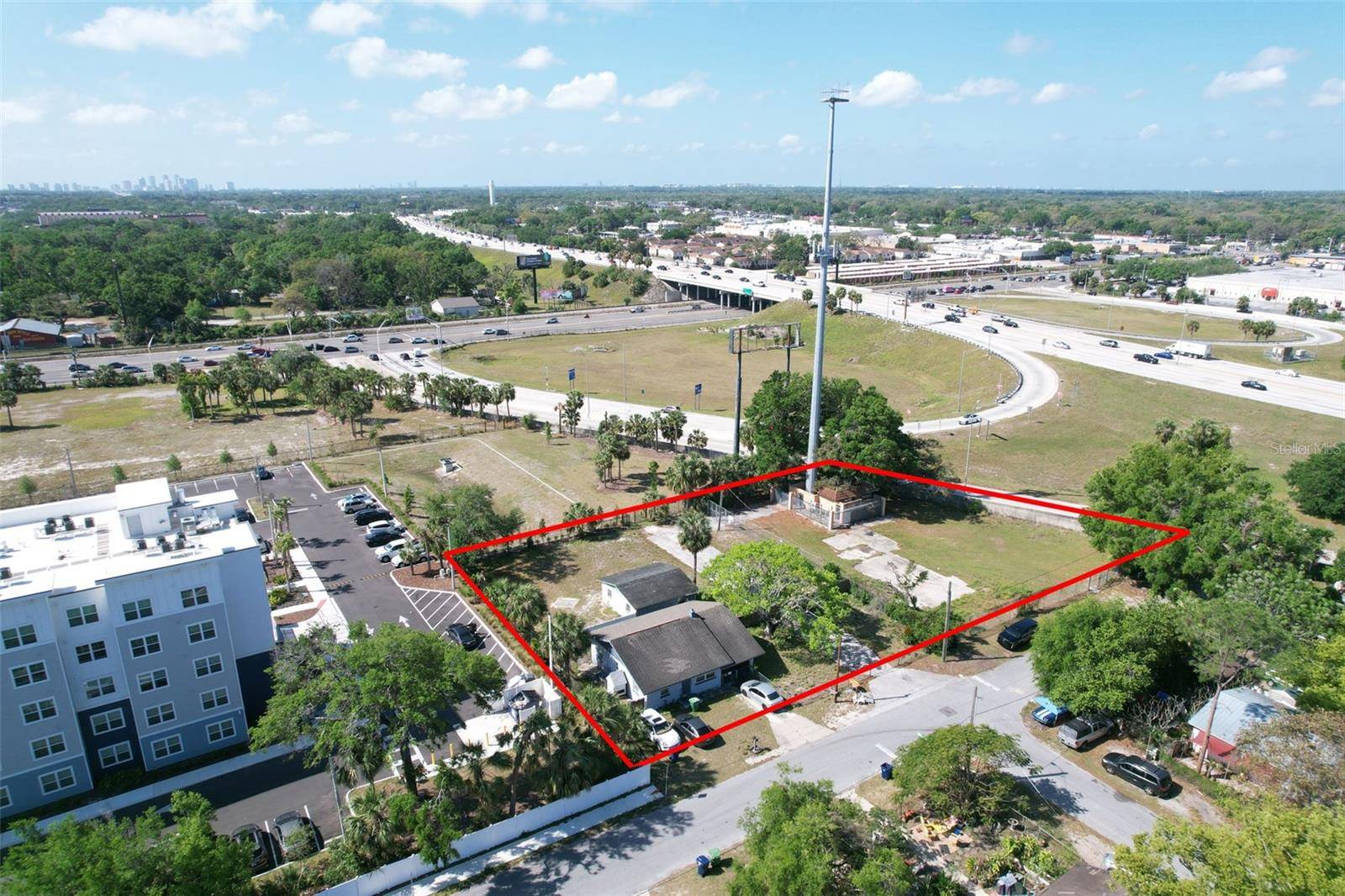705 E WILMA ST, Tampa, FL 33612