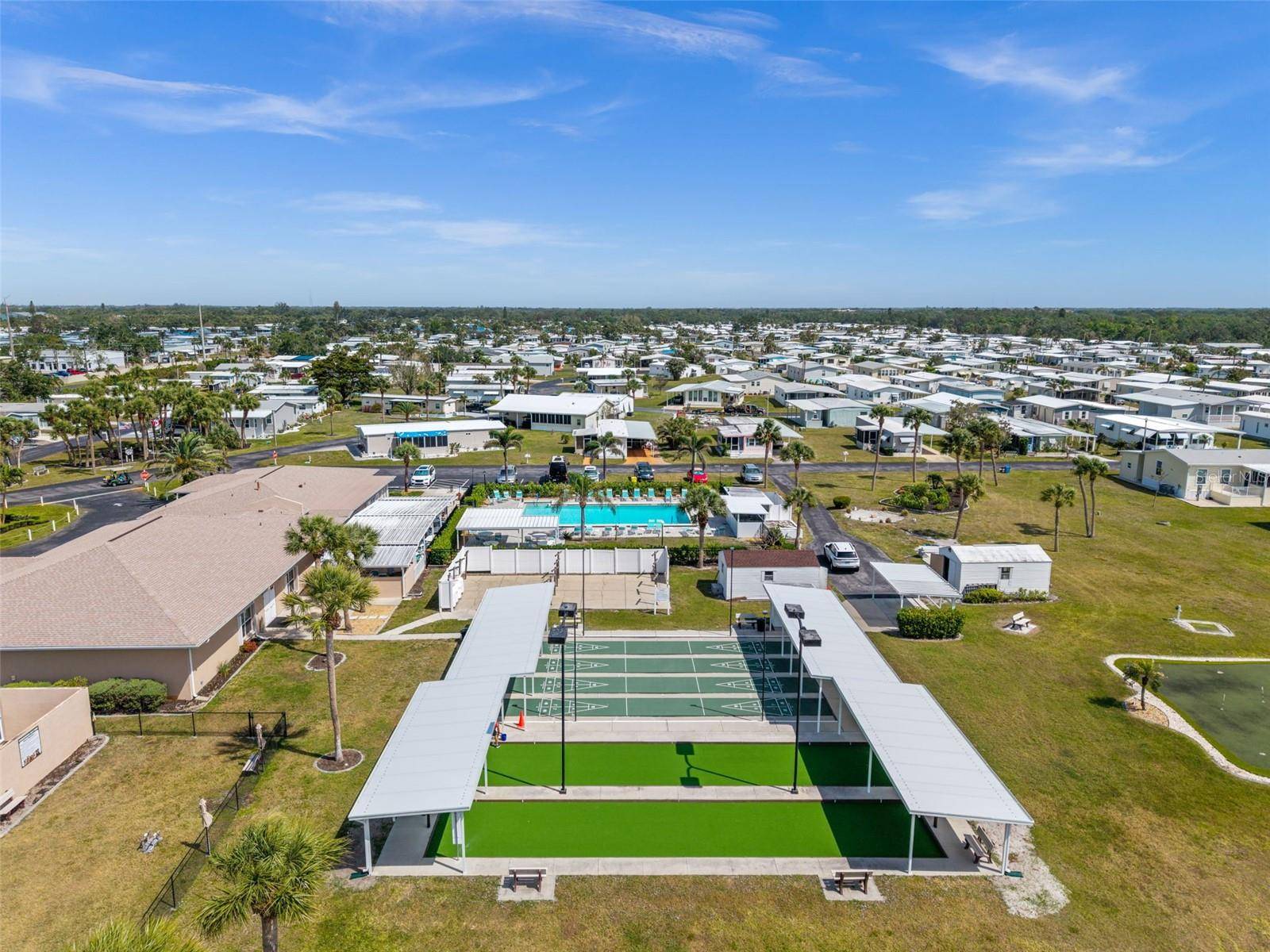 561 LONGWOOD DR, Venice, FL 34285