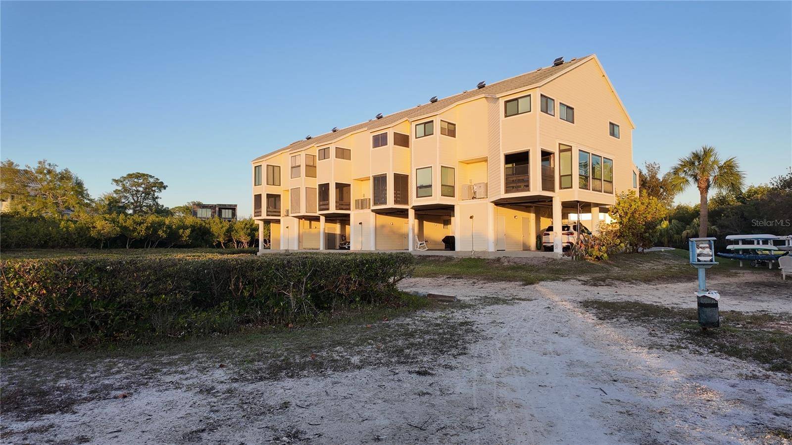 1500 SUNSET RD BLDG C #C7, Tarpon Springs, FL 34689