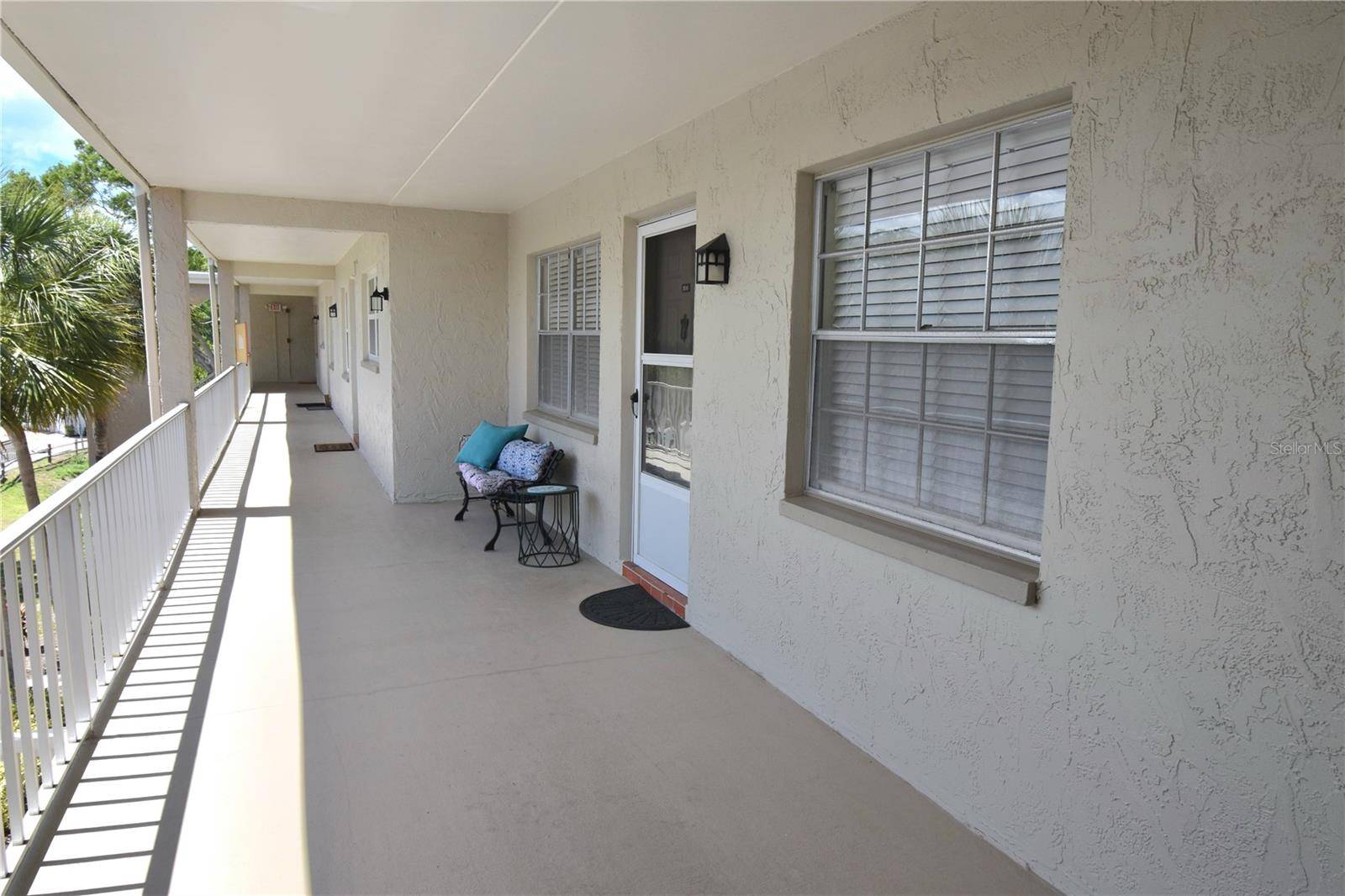 940 VIRGINIA ST #304, Dunedin, FL 34698