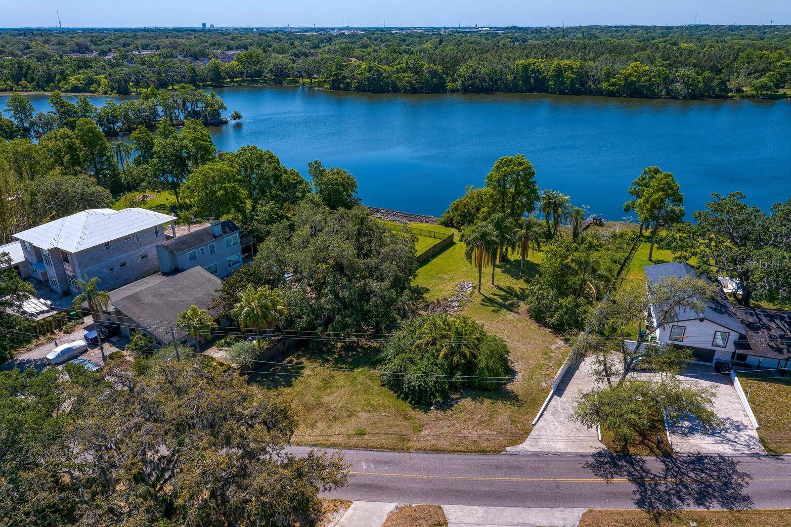 4607 E RIVER HILLS DR, Tampa, FL 33617