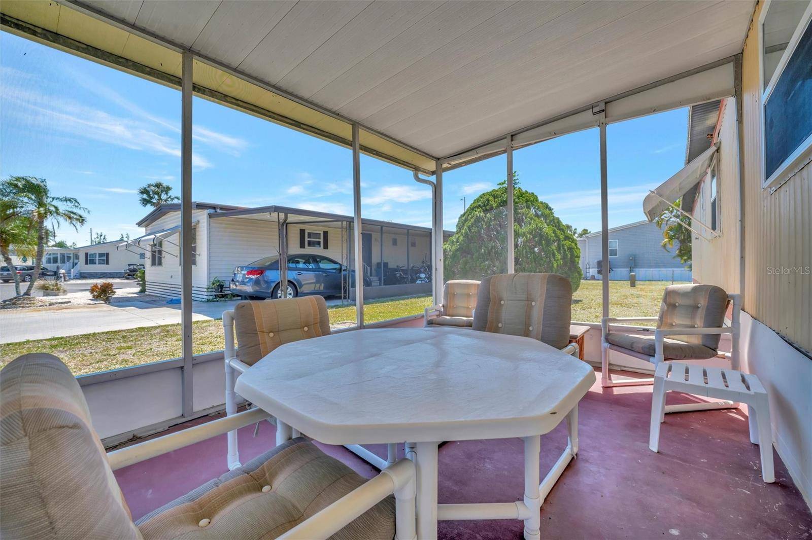 104 SAINT KITTS WAY, Apollo Beach, FL 33572