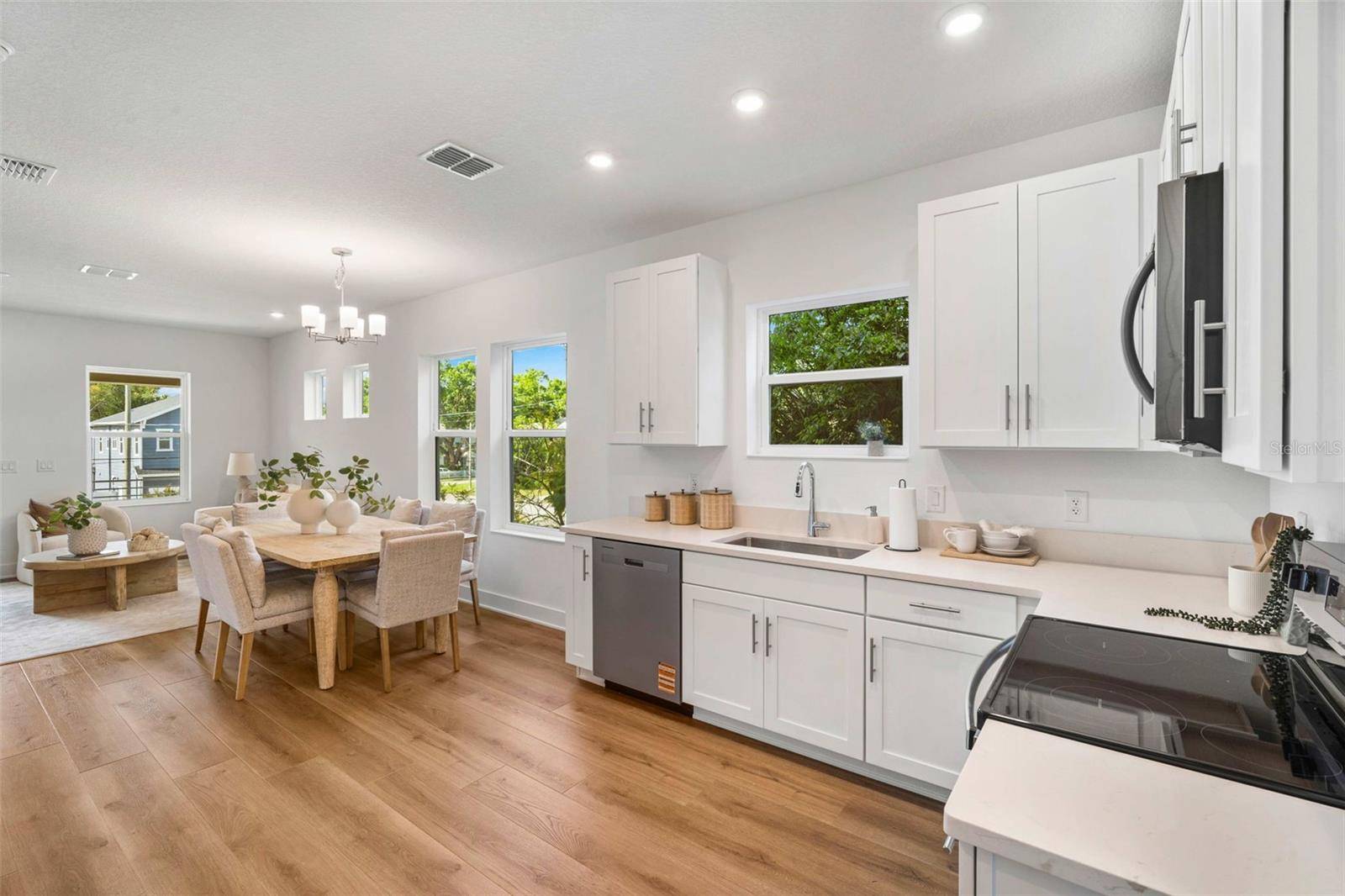 2711 W NORTH B ST #2, Tampa, FL 33609