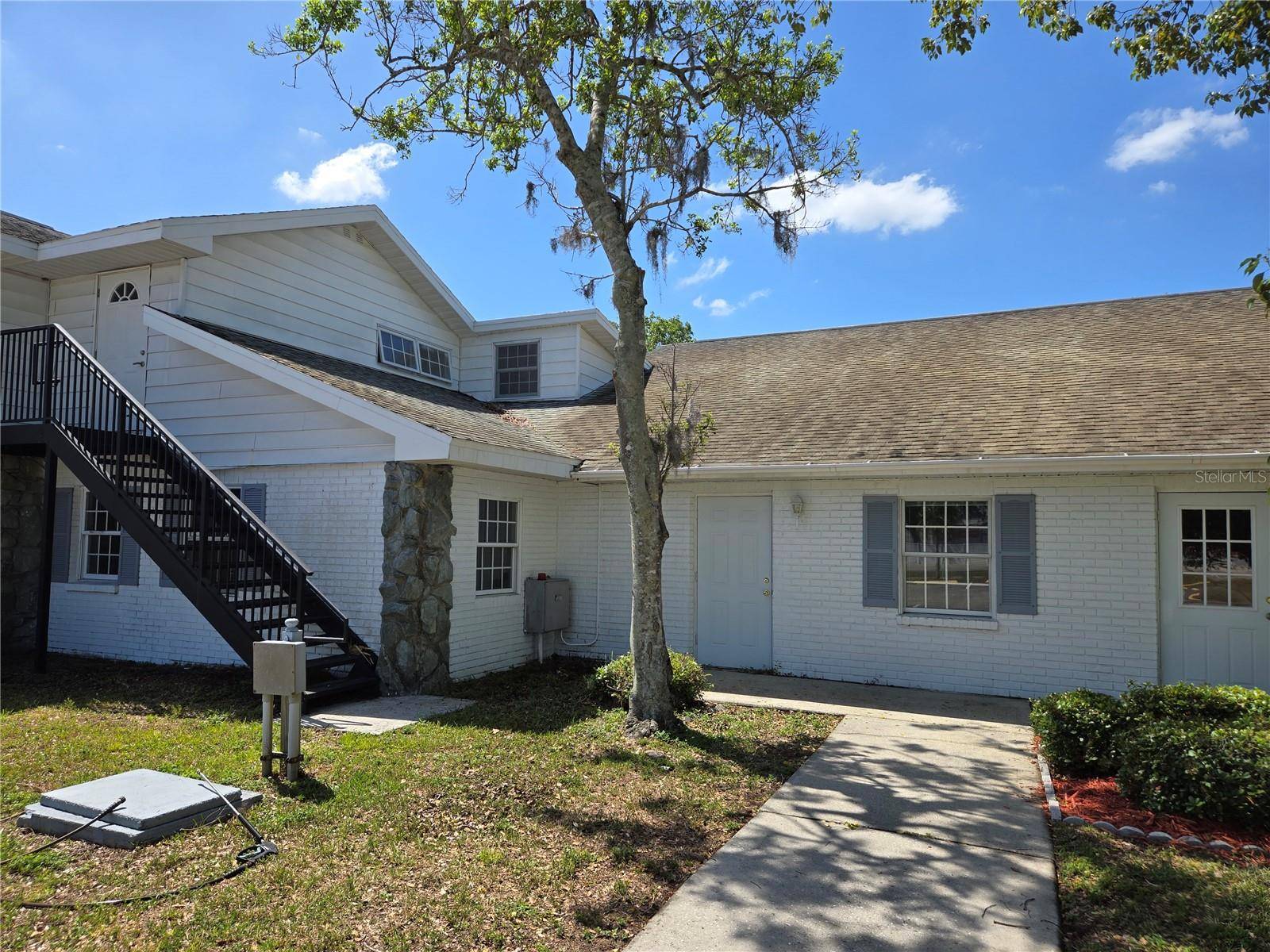 8726 OLD COUNTY ROAD 54, New Port Richey, FL 34653