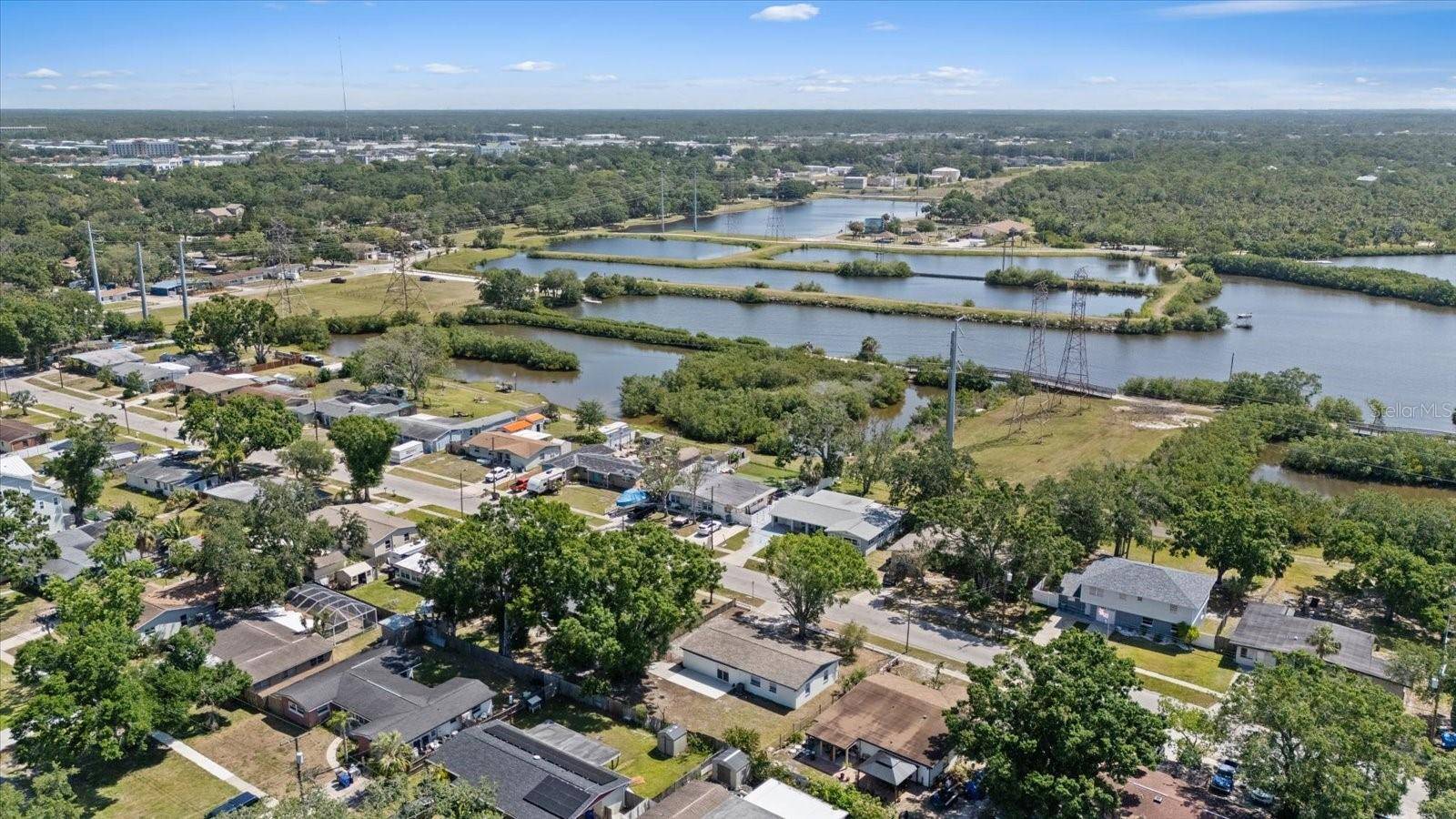 324 COUNTRY CLUB DR, Oldsmar, FL 34677