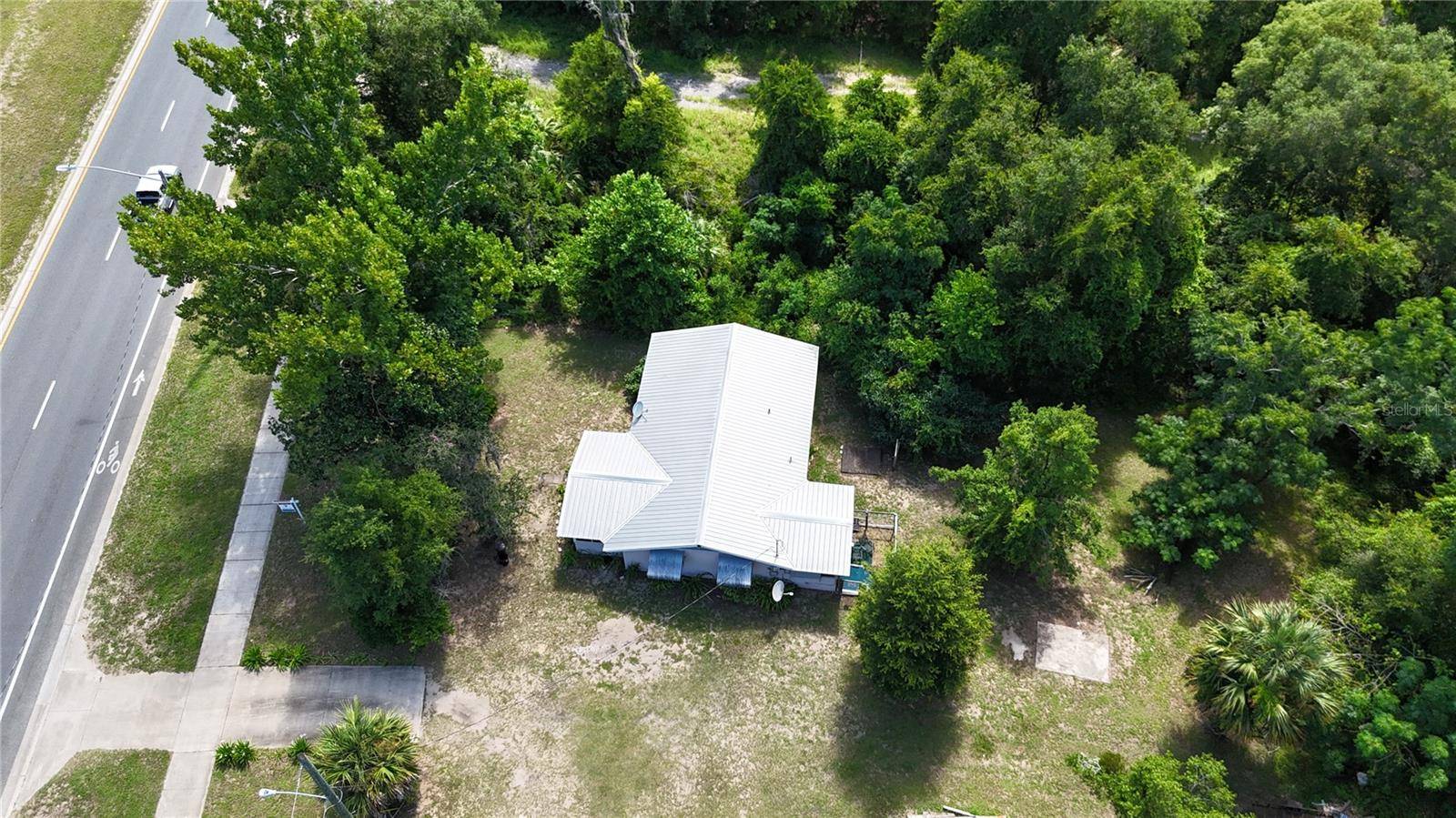 1129 STATE ROAD 20, Interlachen, FL 32148