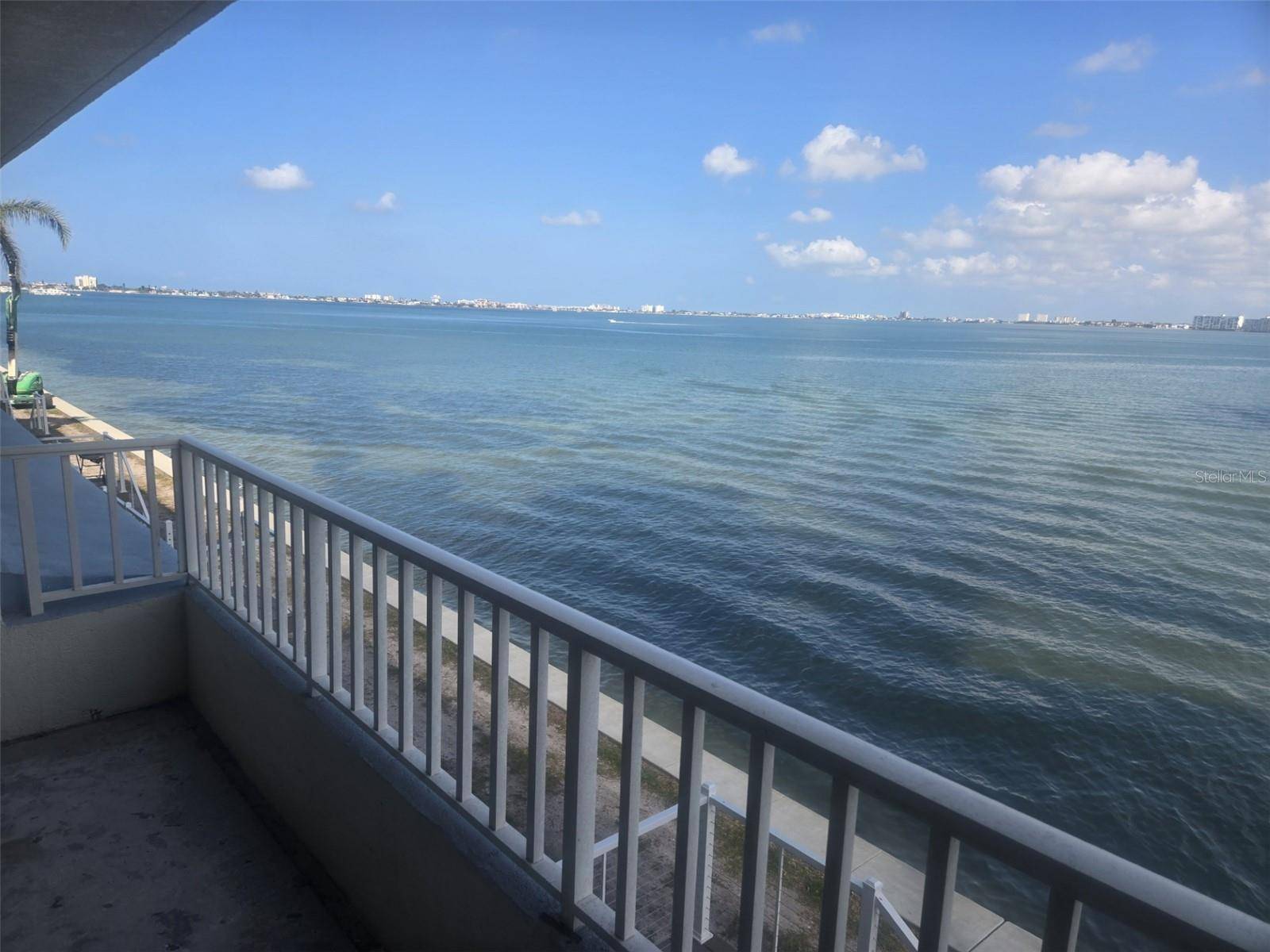 5153 ISLA KEY BLVD S #215, St Petersburg, FL 33715