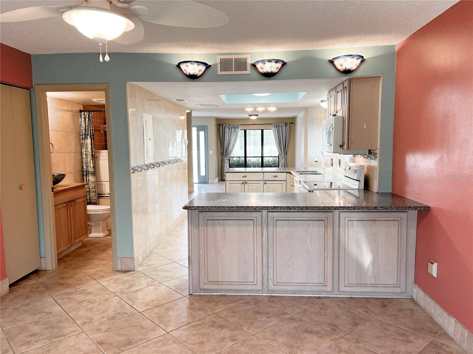 1849 ABRICO DR #K9, Lutz, FL 33558
