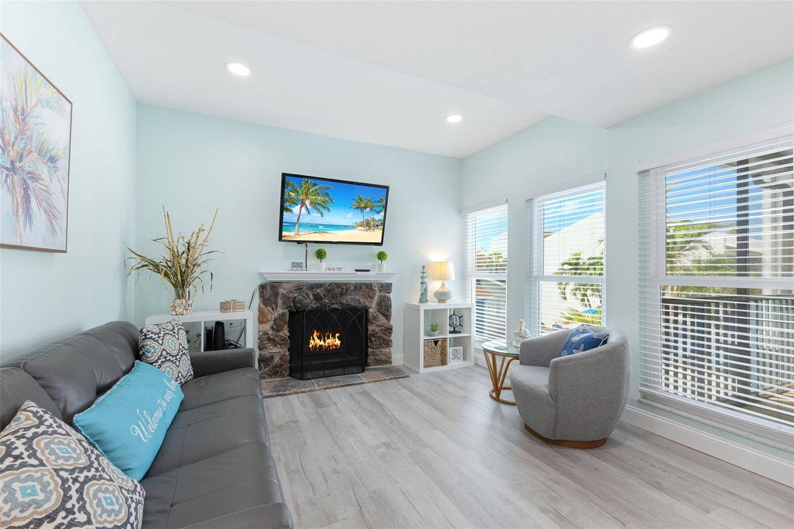 337 REX PL #G, Madeira Beach, FL 33708