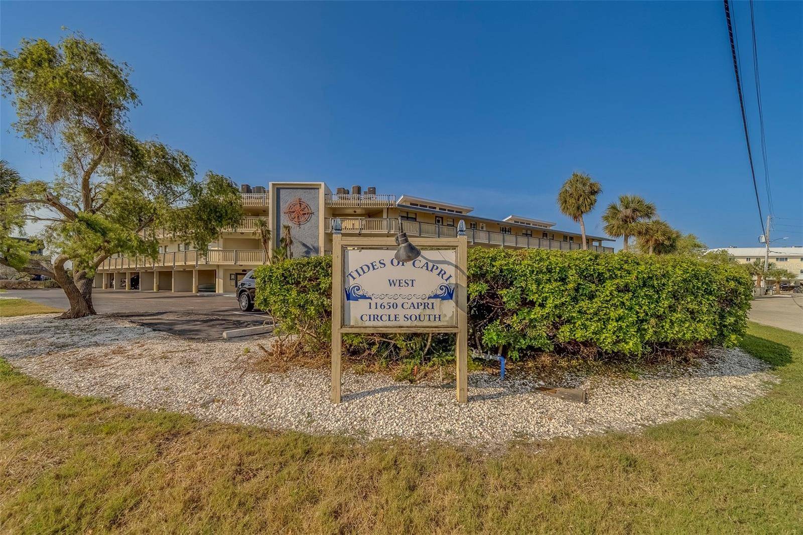 11650 CAPRI CIR S #105, Treasure Island, FL 33706