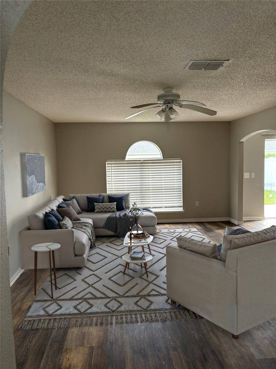 11102 SUMMER STAR DR, Riverview, FL 33579