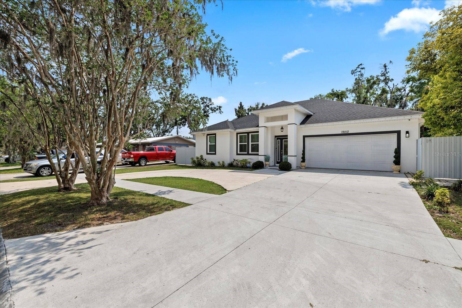 19212 SUNLAKE BLVD, Lutz, FL 33558