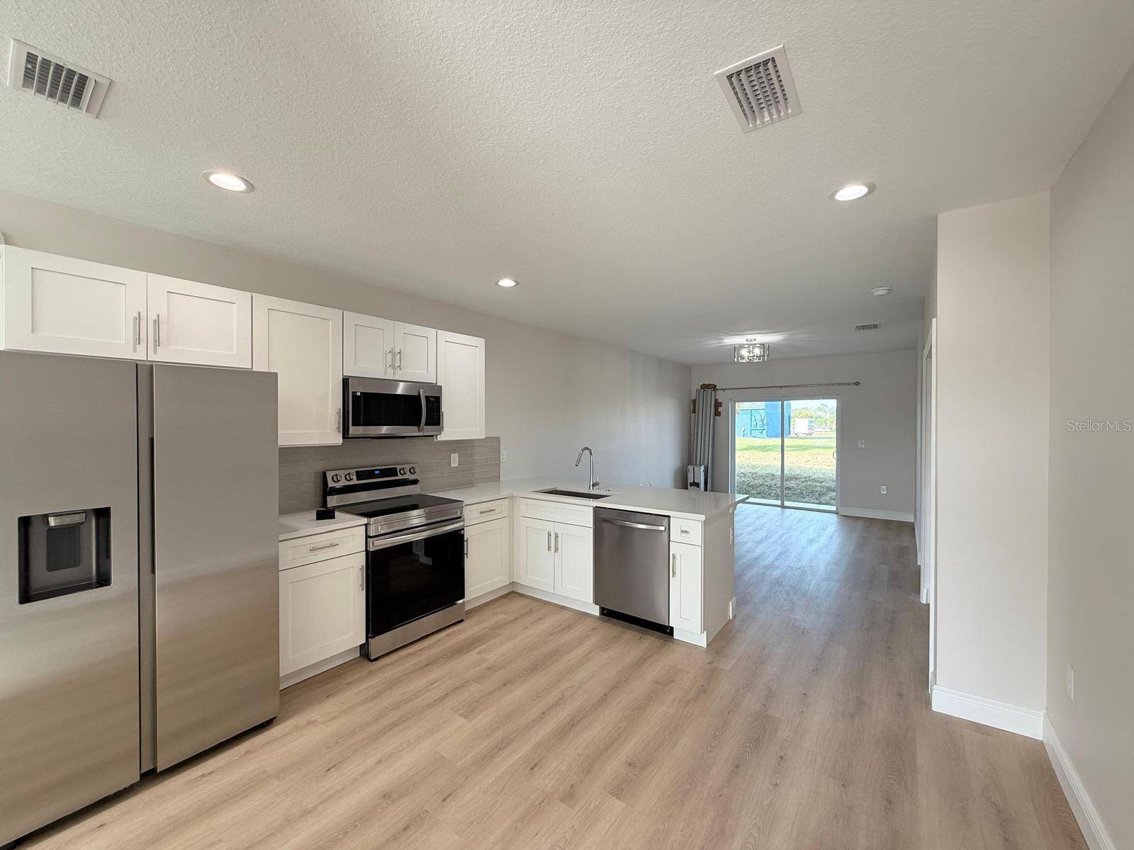 10336 PENDLETON AVE, Englewood, FL 34224