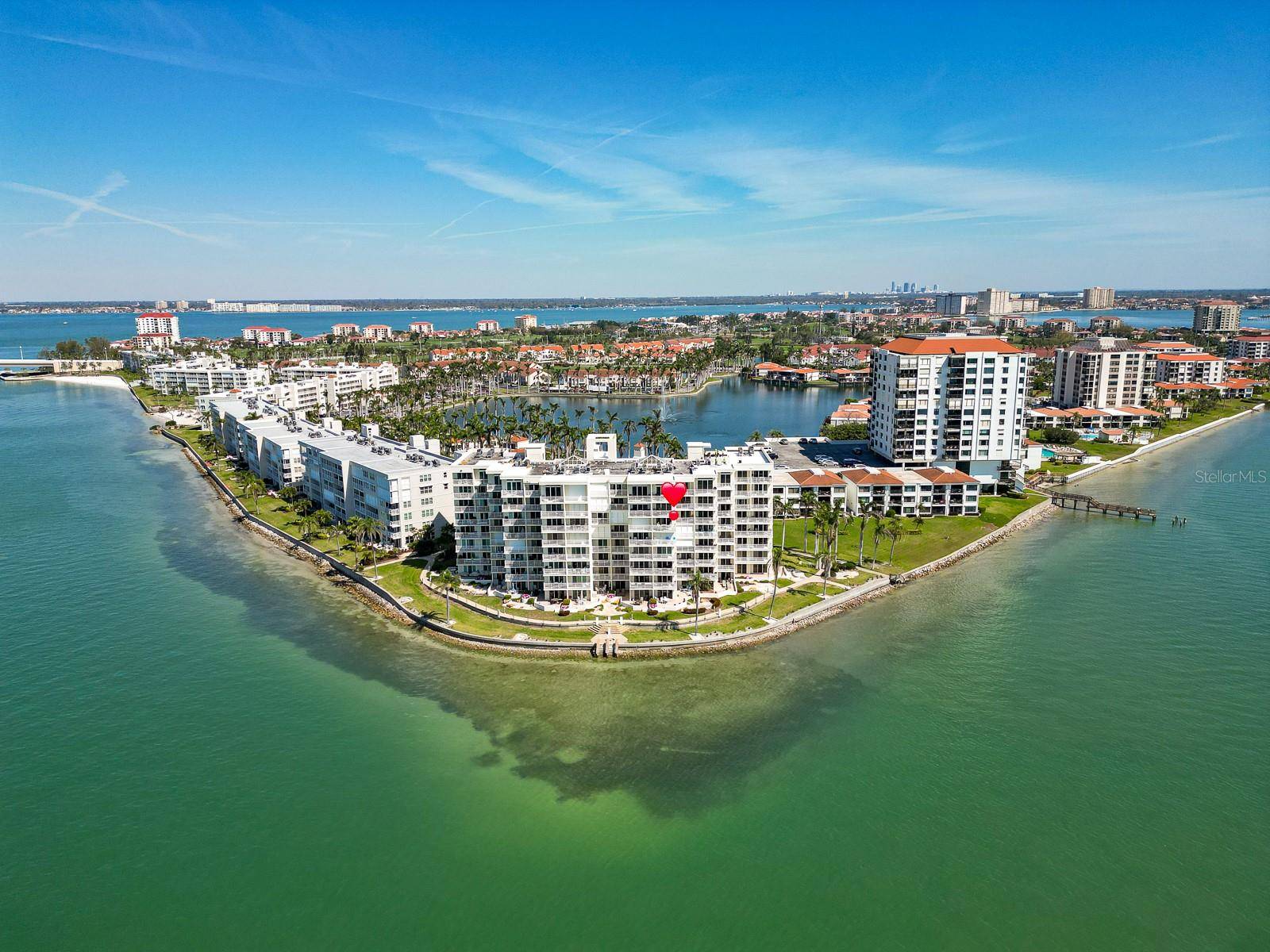 6105 BAHIA DEL MAR CIR #682, St Petersburg, FL 33715