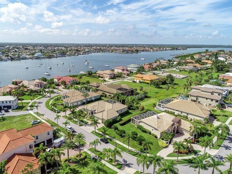 6451 RUBIA CIR, Apollo Beach, FL 33572