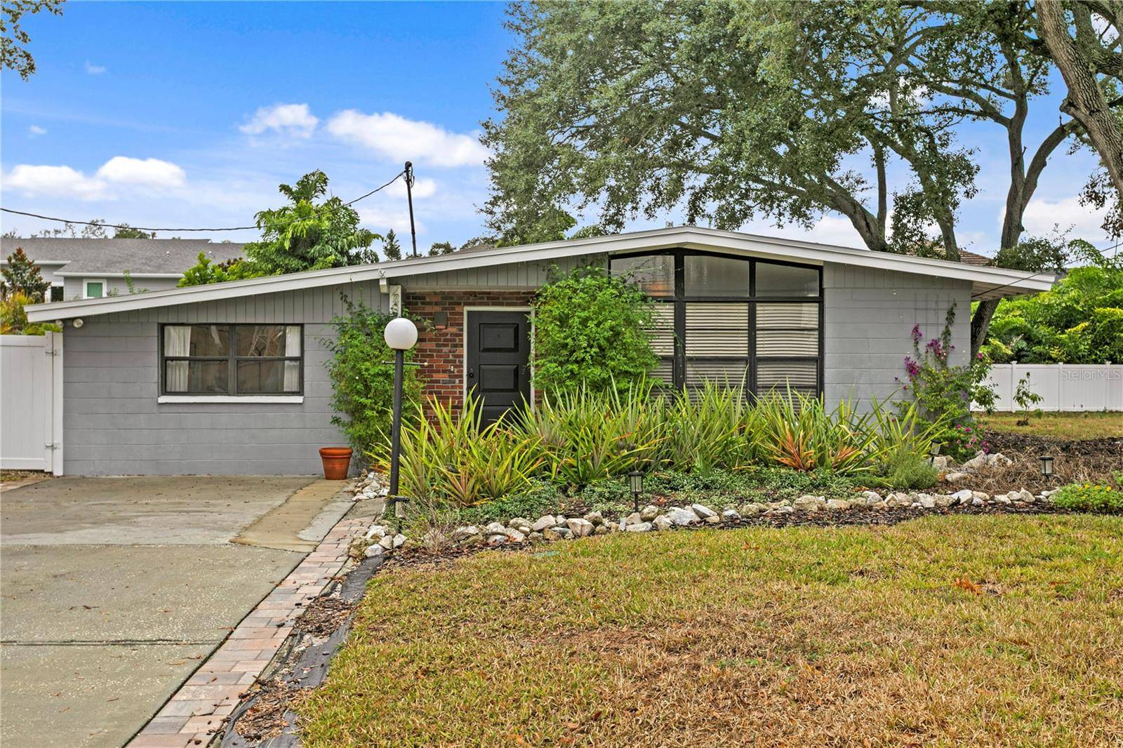 2407 S LOIS AVE, Tampa, FL 33629