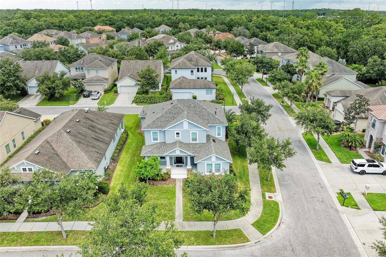 20126 OUTPOST POINT DR, Tampa, FL 33647