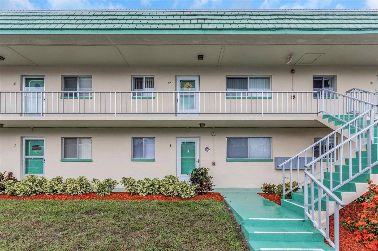 2001 GREENBRIAR BLVD #17, Clearwater, FL 33763