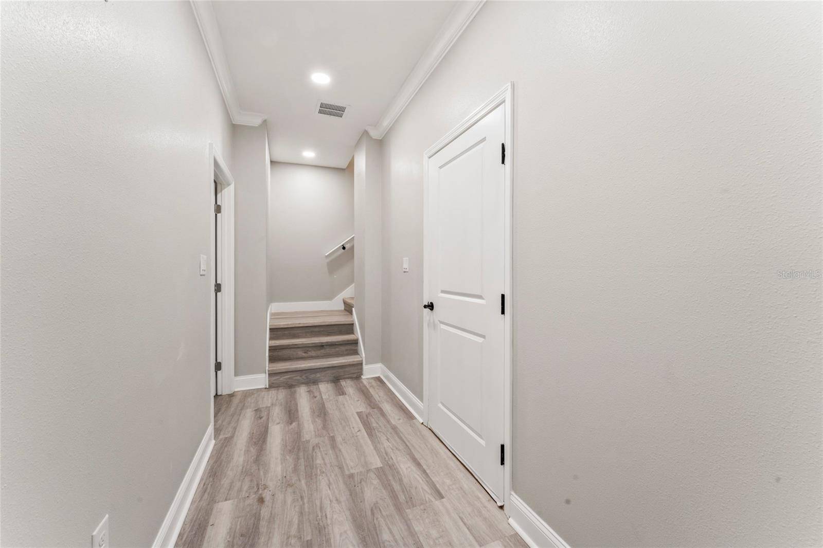 809 W LINEBAUGH AVE #2A, Tampa, FL 33612