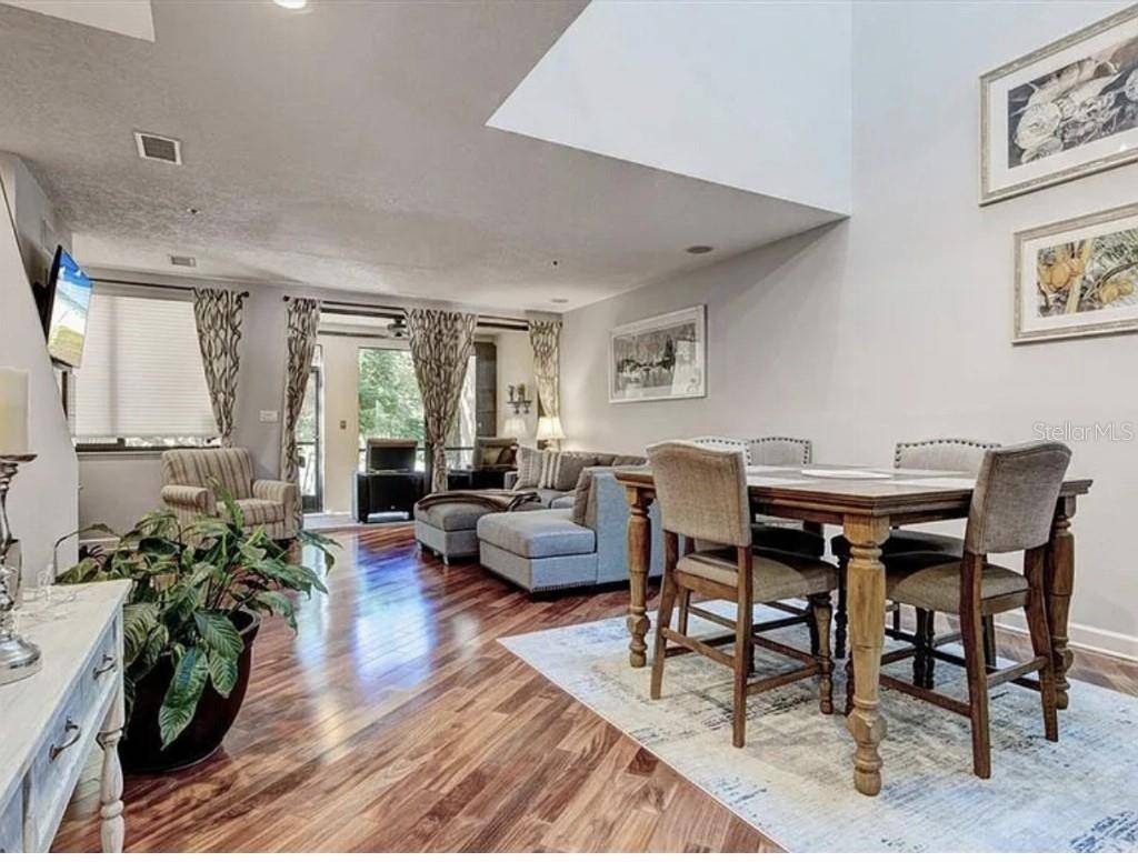 1926 HARBOURSIDE DR #1302, Longboat Key, FL 34228