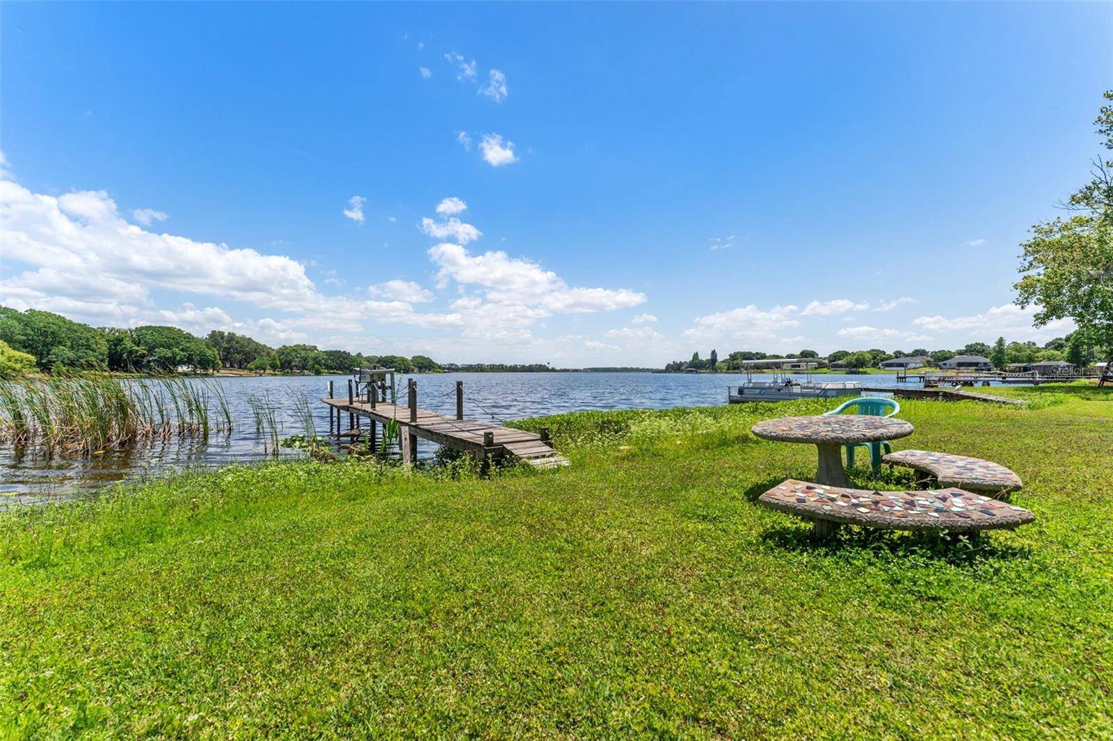 7570 BERKLEY RD, Polk City, FL 33868